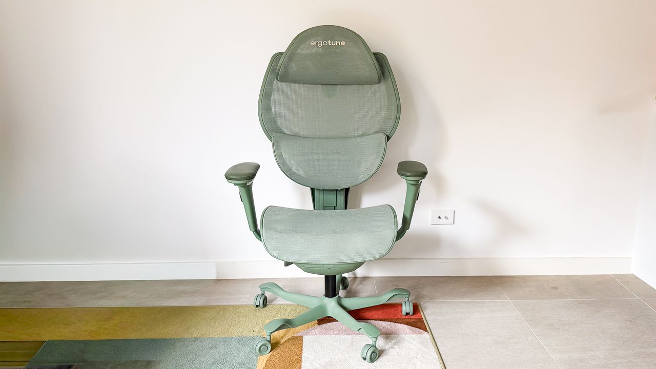 The ErgoTune Vesby: An Office Chair That Epitomizes Fitted Chaos in a World Desperate for Comfort and Design Revolution