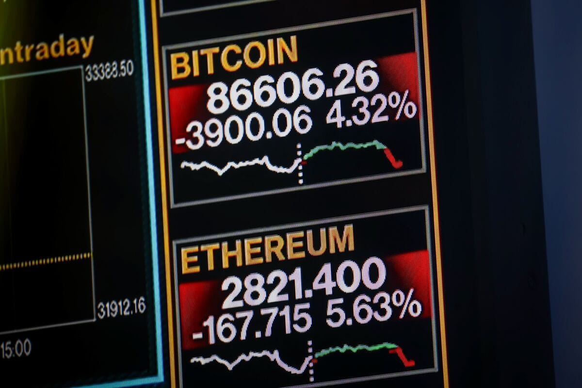 Bitcoin Bleeds: The Illusion of Digital Gold Crumbles Again