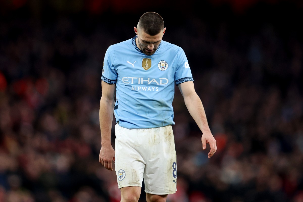 Manchester City will be without a midfielder for a significant period of time
