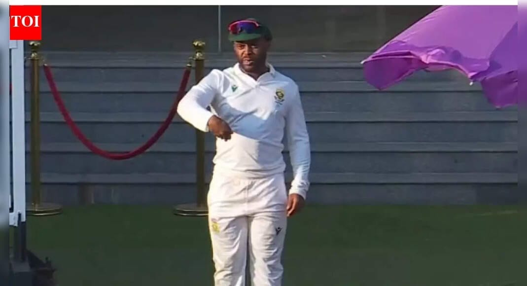 Captain's 2-Min Break Causes Existential Crisis in Cricket