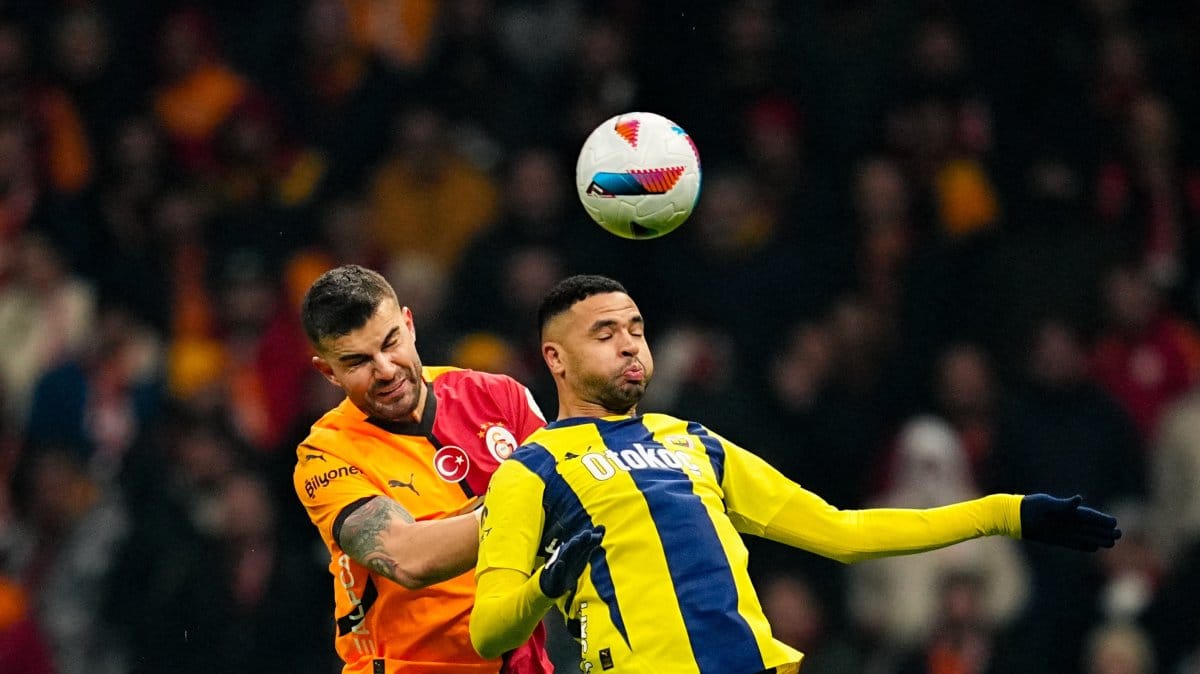 Fenerbahçe-Galatasaray Derby Exposes Turkish Football's Rot