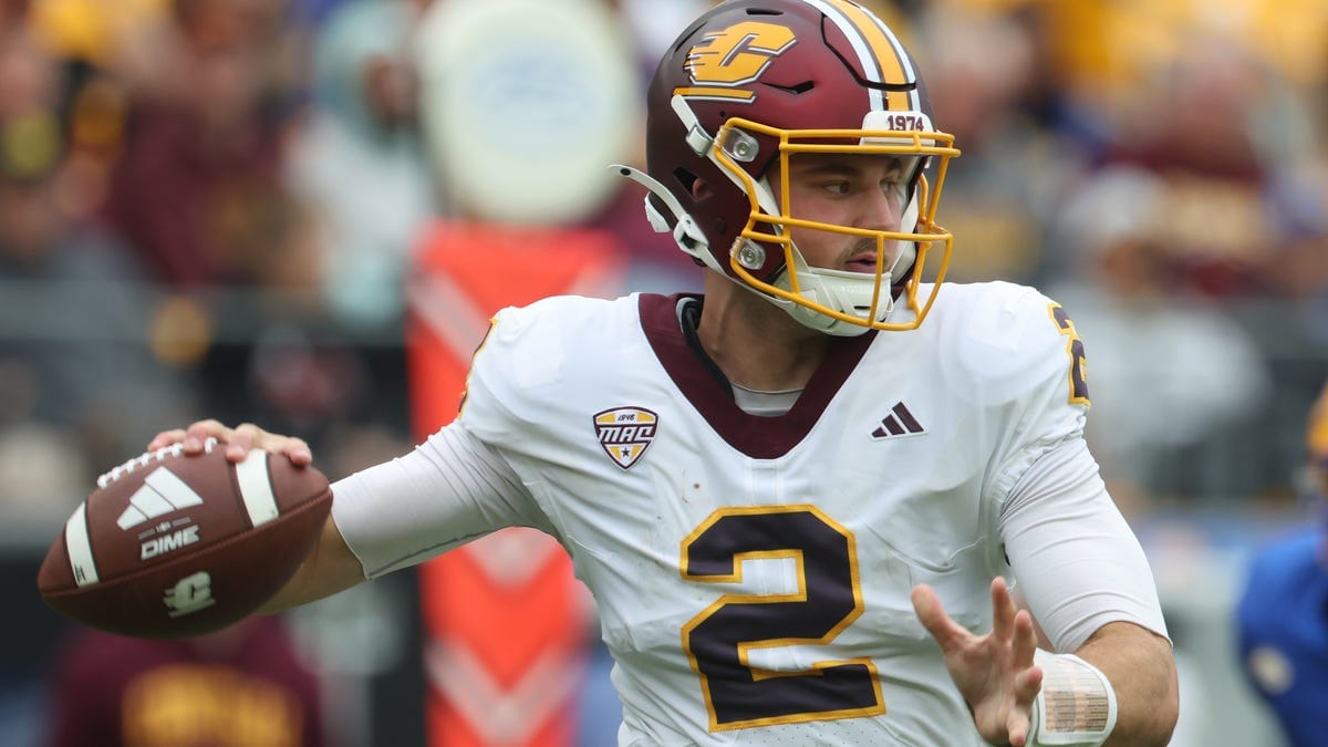 Northwestern Dominates CMU GameAbove Sports Bowl Fraud