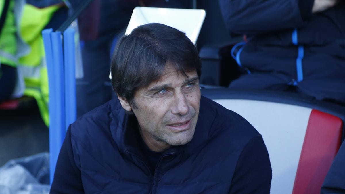 Napoli and Fiorentina Face Off in Serie A After Recent Stumbles