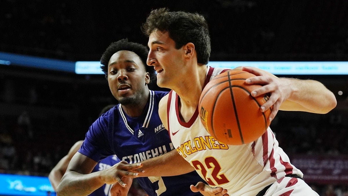Blue Devils Host Skyhawks Amidst Stonehill's Road Struggles