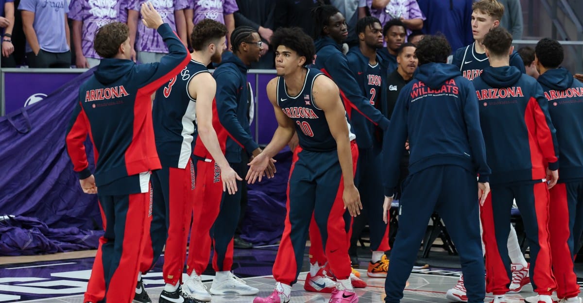 No. 1 Arizona Basketball Faces UCF on the Road
