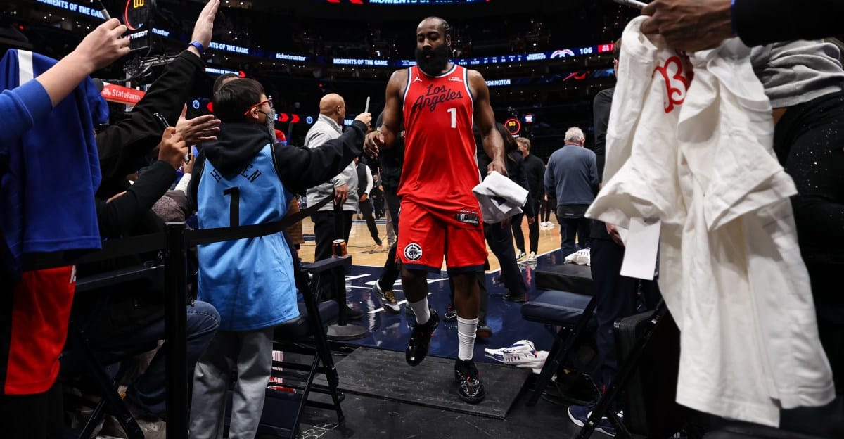 Nets-Clippers Showdown: A Tale of Two Trajectories on L.A. Hardwood