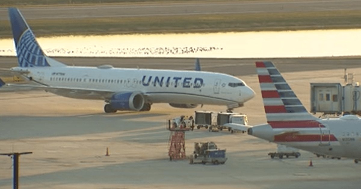 United Flight Disabled After Rough Landing in Orlando