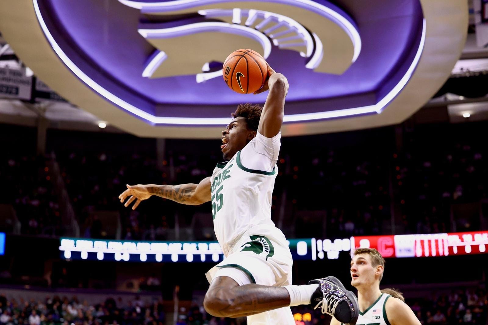 Michigan State Faces Oregon in Final Game of Northwest Swing