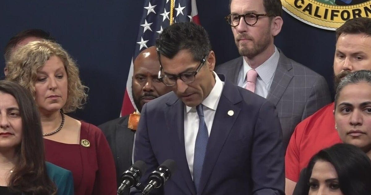 Minneapolis Shooting Sparks Political Firestorm