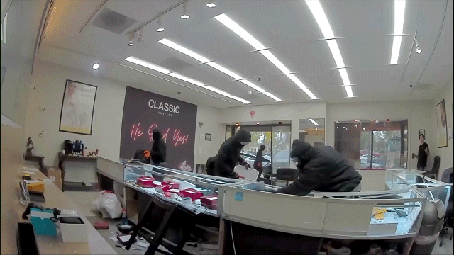 Jewelry Store Rammed in $1M Heist, Leads to Getaway Crashes