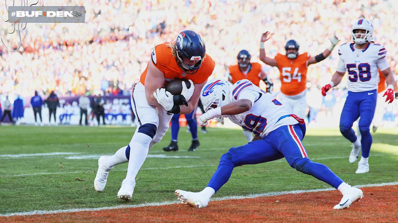 Broncos' 315-Pound Lineman Frank Crum Scores First Career TD