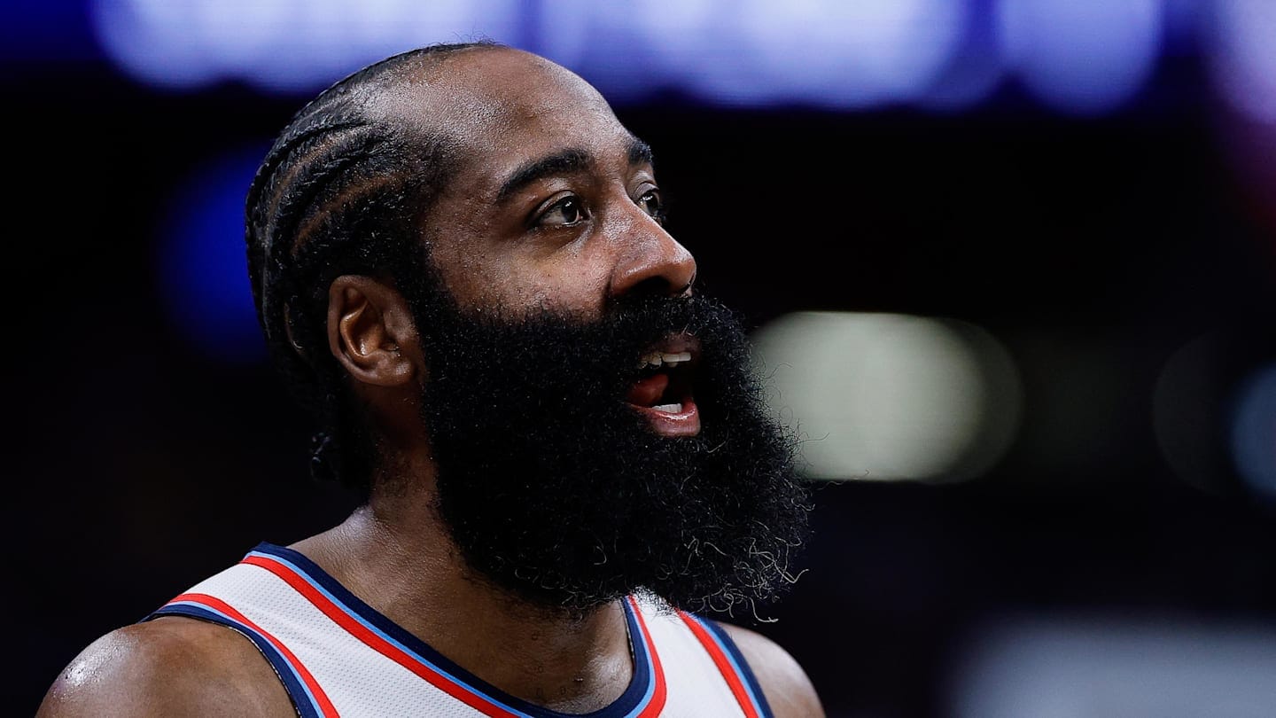 Player Absences Introduce Unhedgeable Risk to Sports Market Dynamics