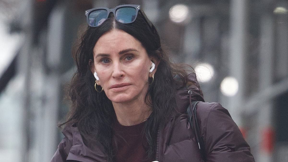 Courteney Cox: Dual Impact on '90s Denim Trends and Celebrity Media Strategy