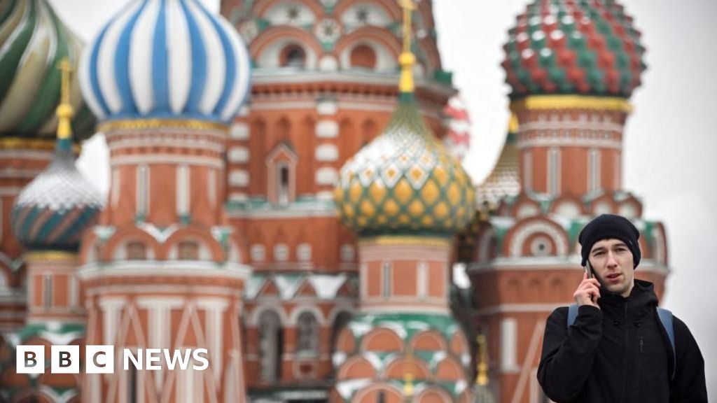 Russia Intensifies Control Over Messaging Platforms