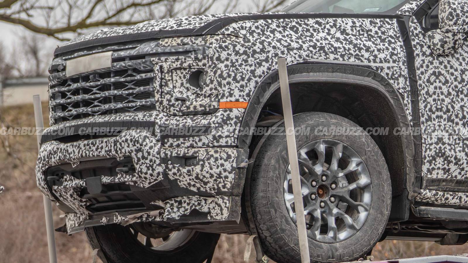 2027 Silverado & Sierra: Engineering the T1 Platform's Mid-Cycle Evolution