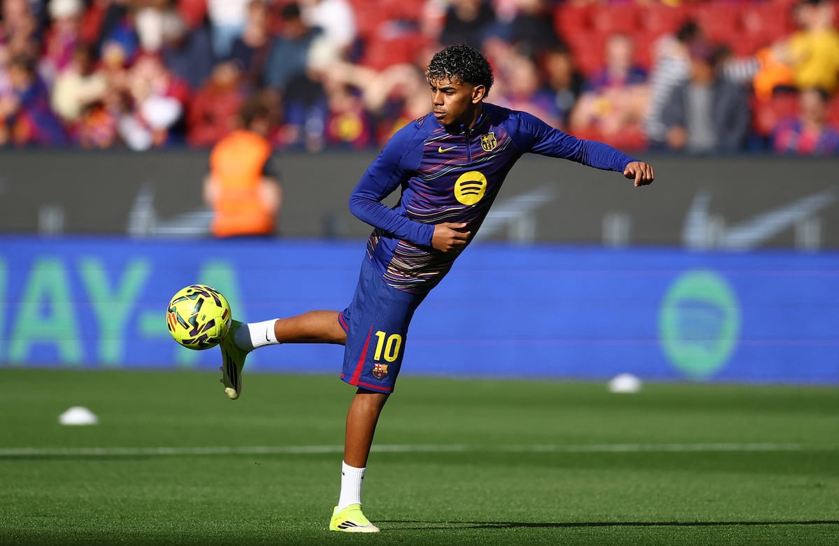 LaLiga: Barcelona Seeks Momentum and Stability Against Levante Amidst Title Race Pressure