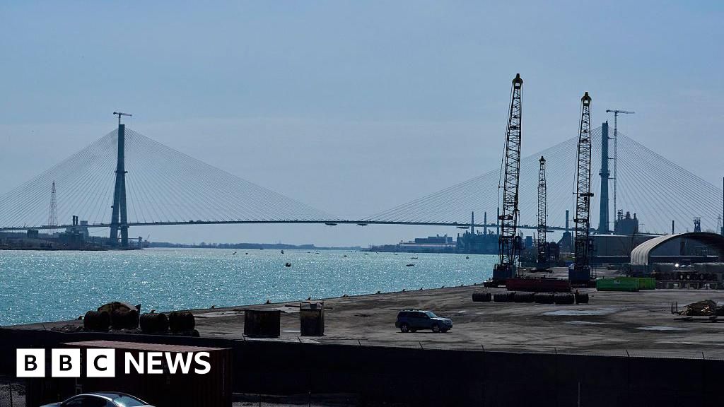 Trump Threatens Gordie Howe Bridge Delay Amid Trade Dispute