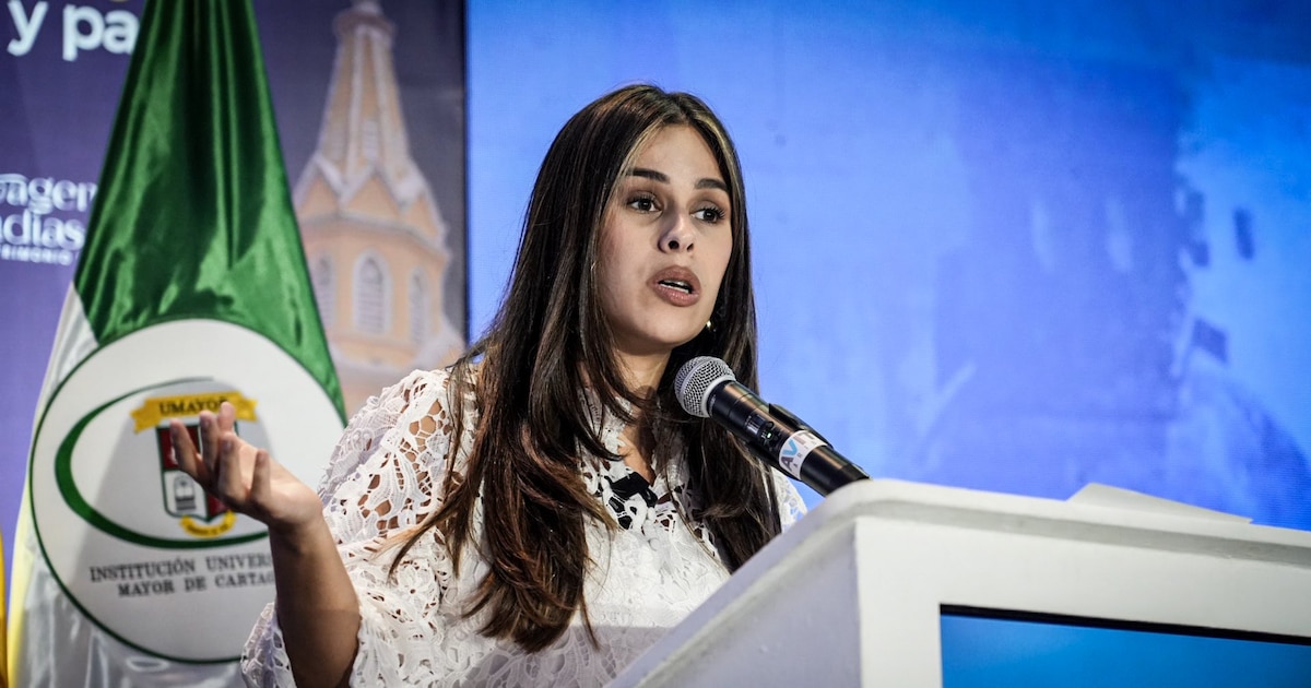 Vergara Urges Petro to Mobilize Aerospace Force for ICE Detainee Repatriation