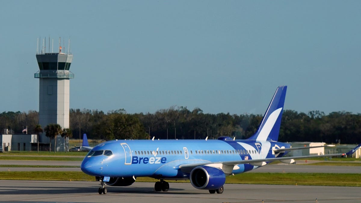 Breeze Airways Inaugurates First International Route from PVD to Cancun, Signaling Strategic Expansion