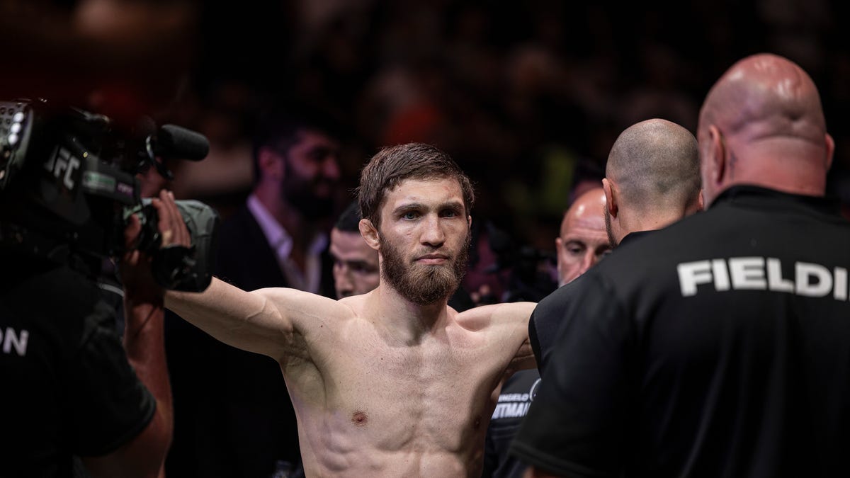 Late Fighter Withdrawal Impacts UFC Event Preparation