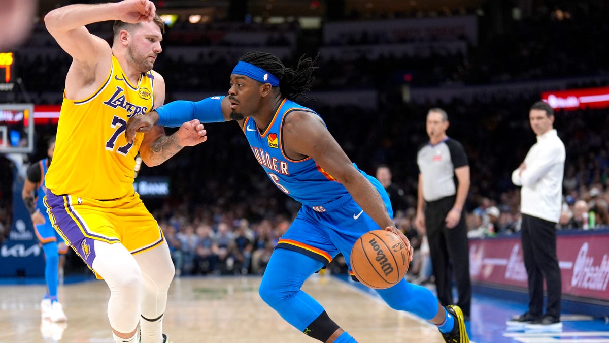 Thunder Defeat Lakers in NBA Matchup