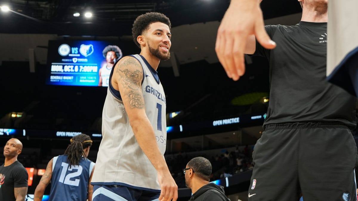 Pippen Jr. Debut Highlights NBA Roster Management Challenges