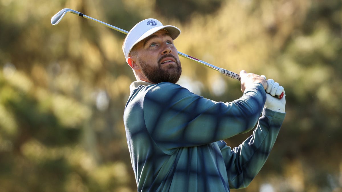 Pebble Beach Pro-Am Enters Final Rounds: Course Consolidation Tests Scoring Leaders