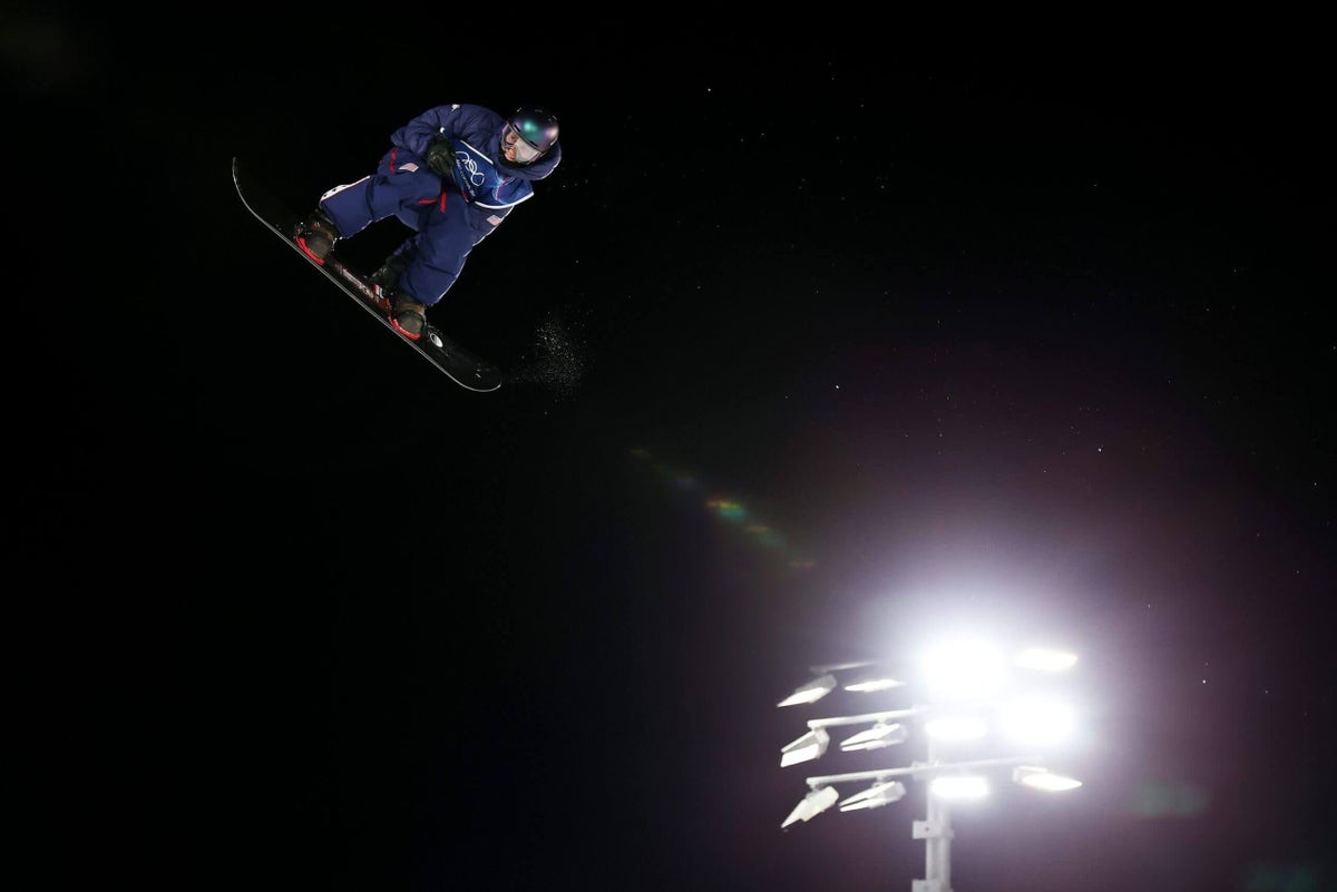 Snowboard Big Air: Qualification Dynamics and National Strategy