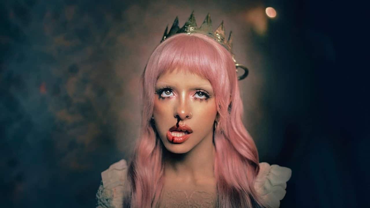 Structural Analysis of a Major Artistic Relaunch: Melanie Martinez and the Governance of Content Output