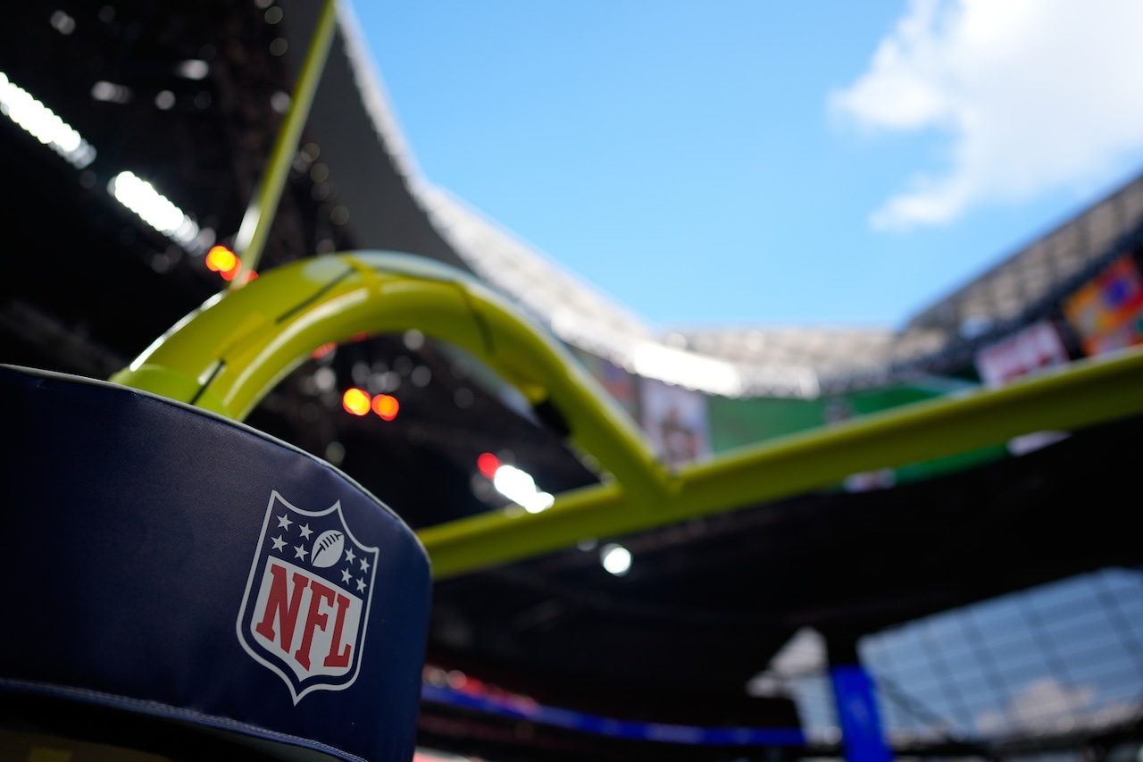 Analyst Speculation Triggers C.J. Stroud Trade Volatility, Testing Texans' Asset Control