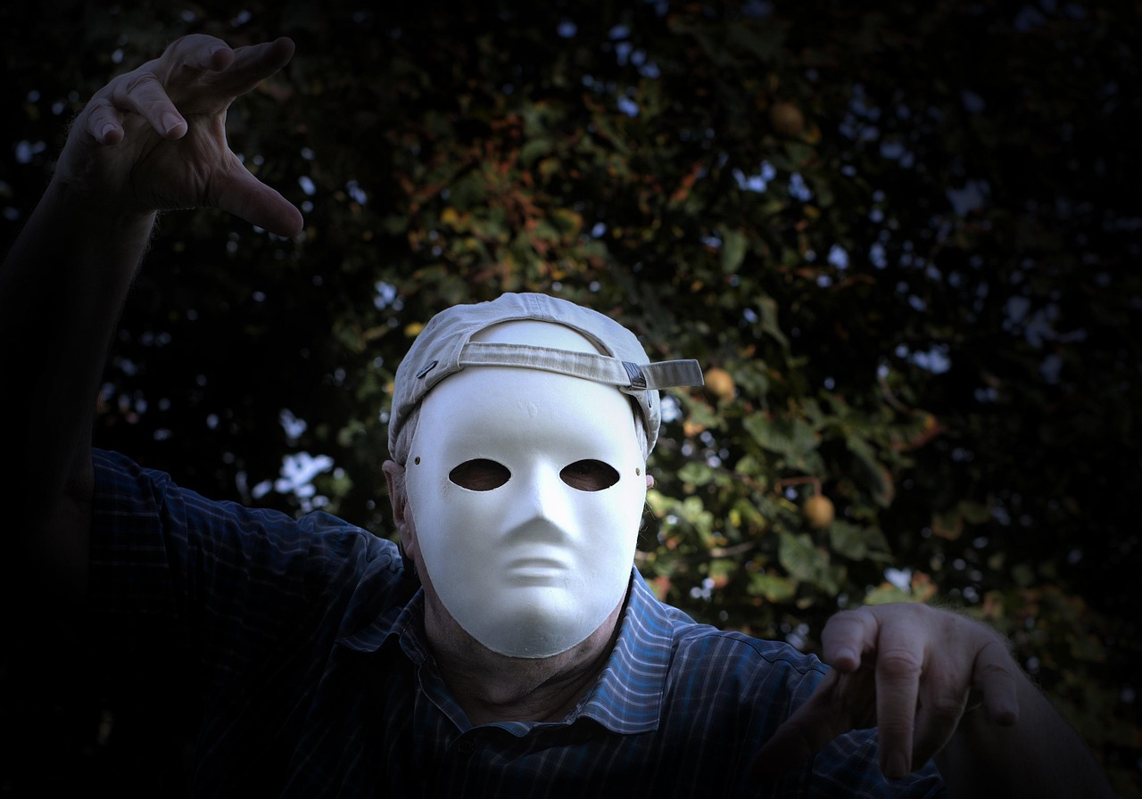 The Accidental Icon: How a Detroit Red Wings Mask Defined the 'Friday the 13th' Franchise