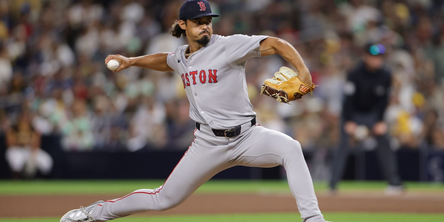Chicago White Sox Acquire Pitchers Jordan Hicks and David Sandlin from Boston Red Sox