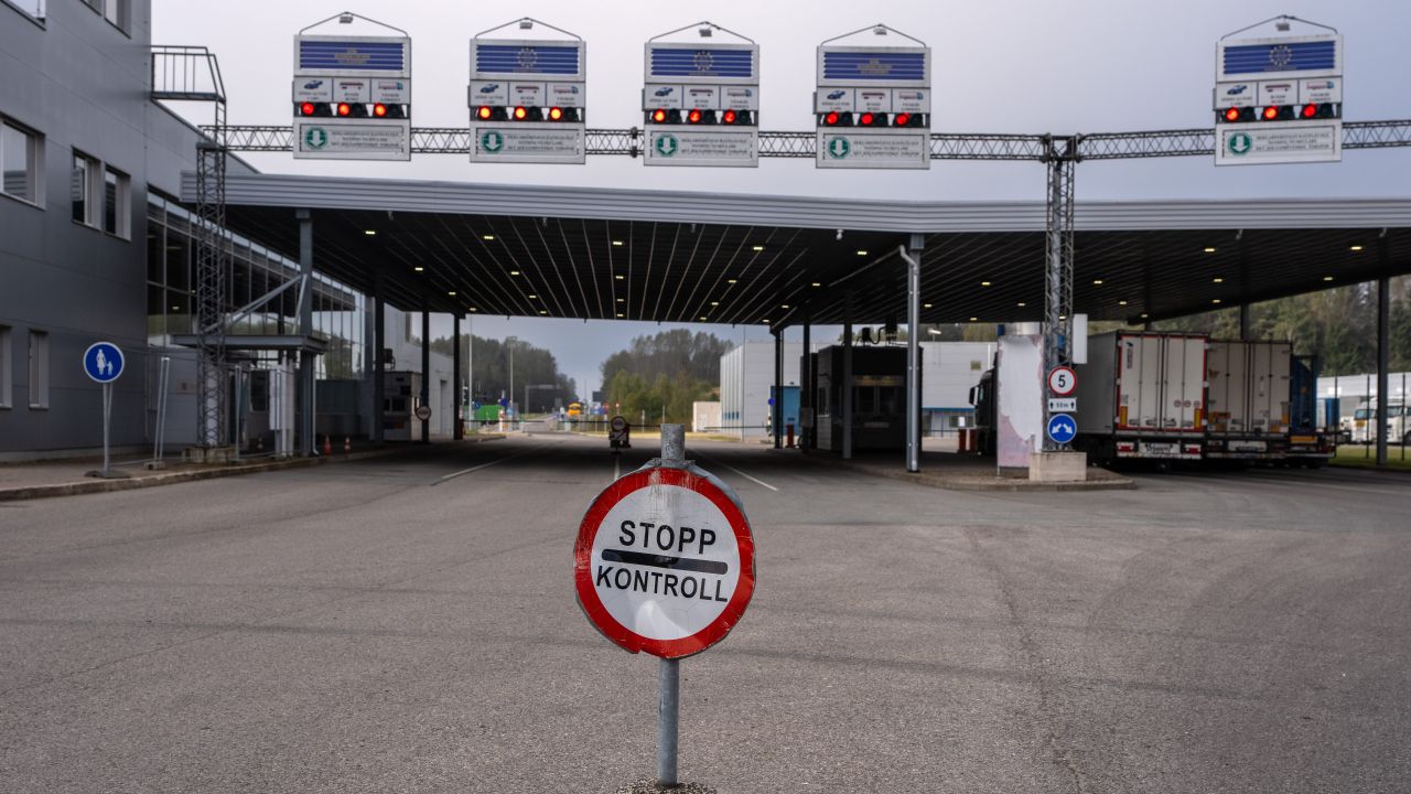Estonia Restricts Border Crossings Over Russian Incidents