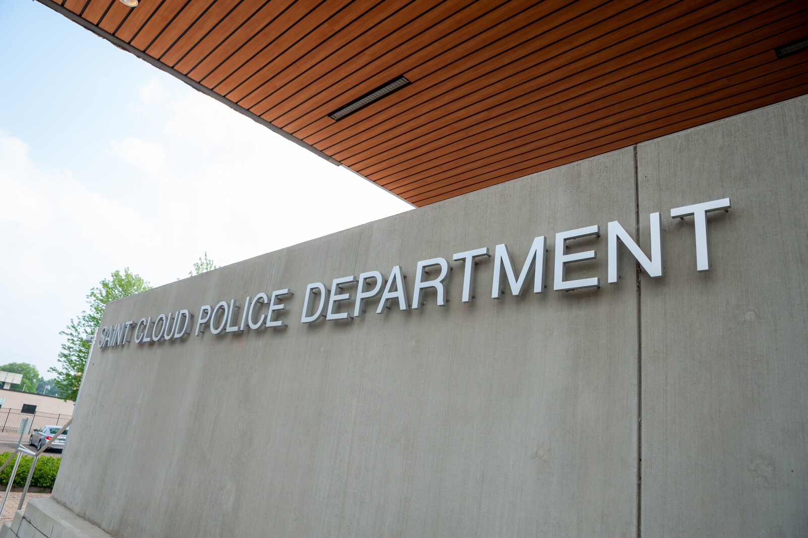 St. Cloud Police Investigate Fatal Stabbing of Candidate's Daughter