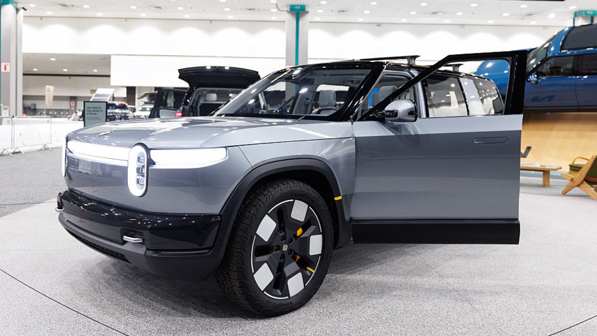 Uber-Rivian $1.25B Robotaxi Pact: Scaling Autonomous R2 Fleets Through 2031