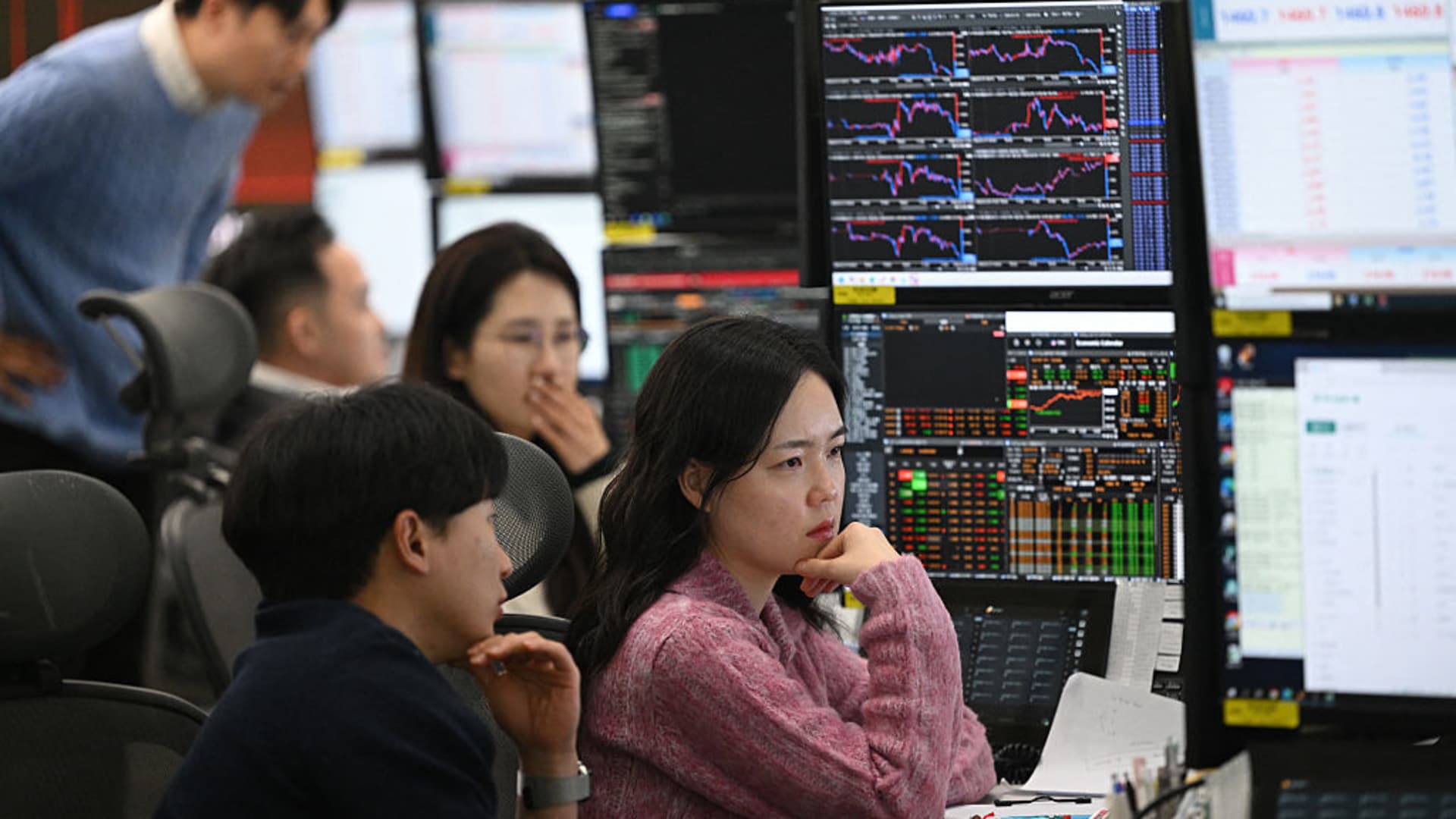 Kospi's Volatility Paradox: Oil Shocks & Tech Concentration Challenge South Korea's Top Market