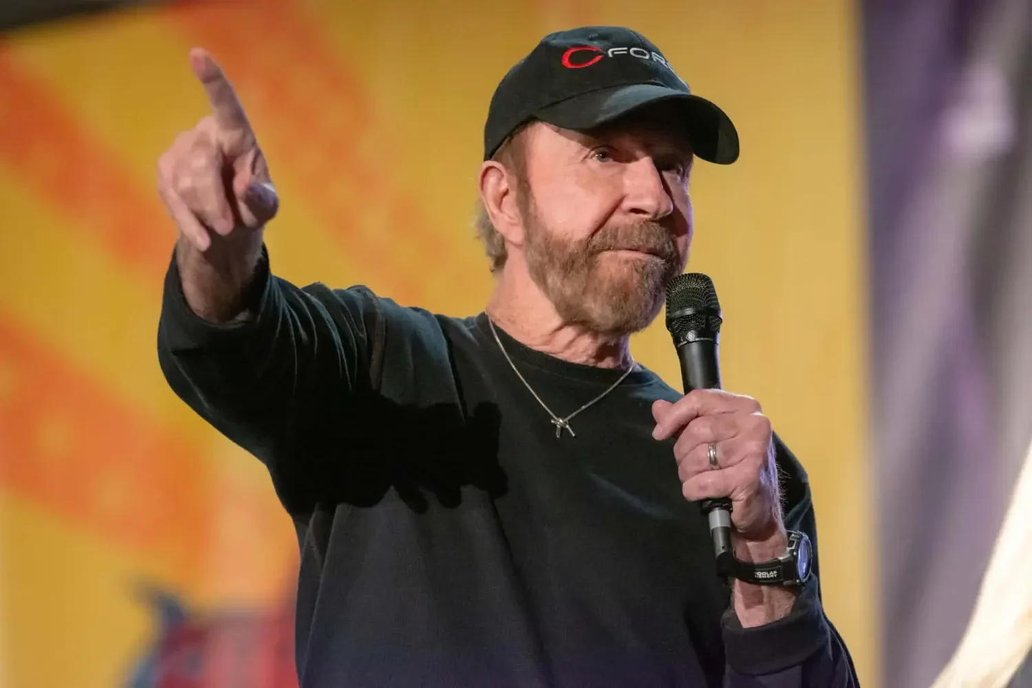 Analysis: Chuck Norris Medical Incident Amid 86th Birthday Fitness Narrative