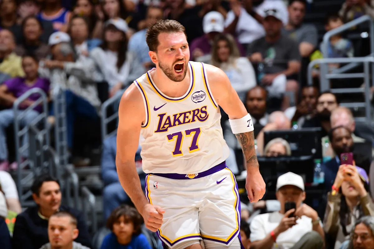 Western Conference Playoff Race: The Strategic Calculus of Health vs. Homecourt Advantage