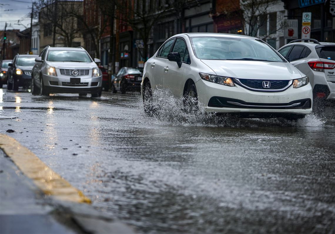 Pennsylvania Infrastructure Alert: Severe Storms and 70 MPH Winds Threaten Metropolitan Corridors