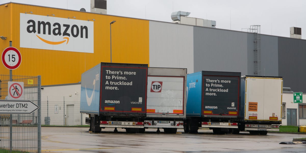 Amazon Mandates Control Overhaul After High-Blast Radius Outages Linked to Generative AI Code Deployment