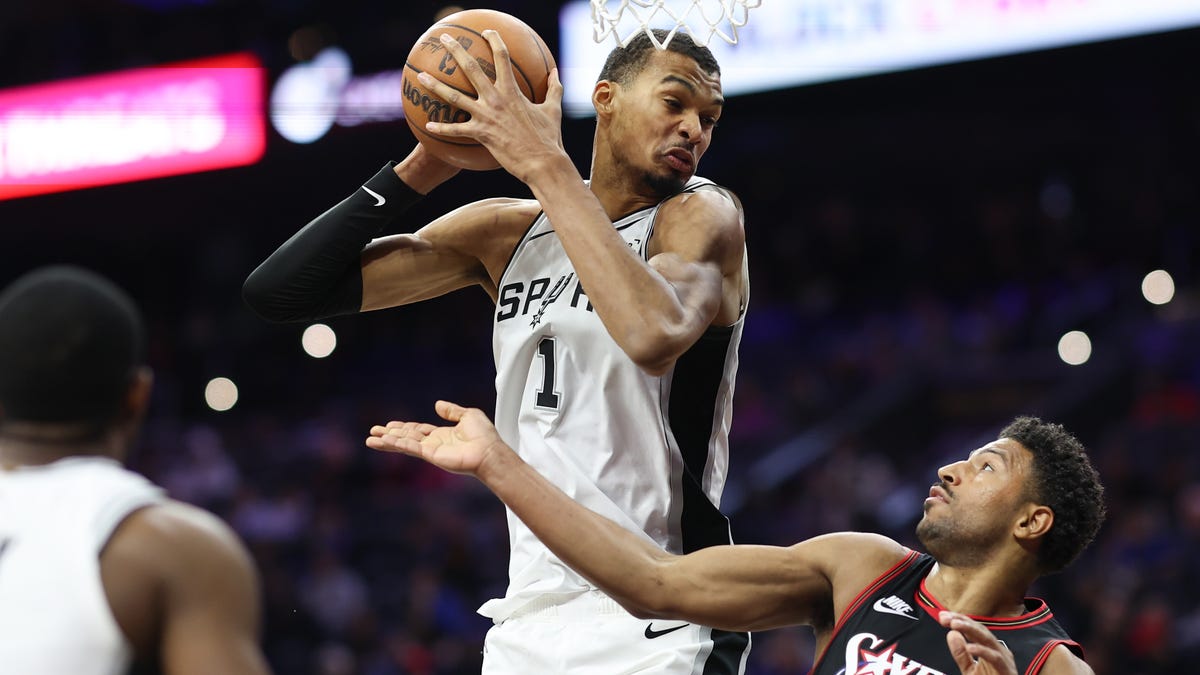 Pistons vs. Spurs Analysis: Playoff Trajectory and Strategic Vulnerabilities