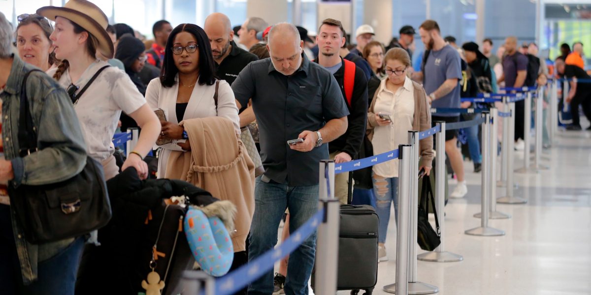 Aviation Infrastructure Resilience: The Strategic Logic of the Screening Partnership Program