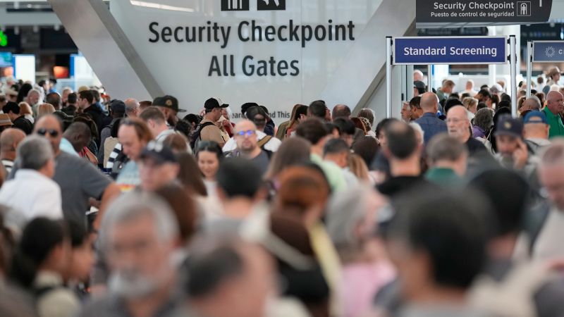 TSA Staffing Crisis: Shutdown Fallout Threatens 2026 World Cup Security Readiness