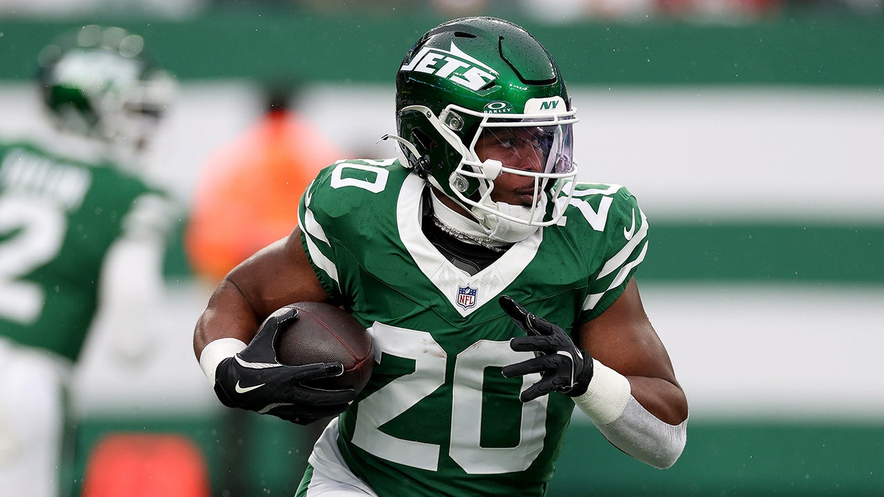 Strategic Deterrence: Analyzing the Jets’ $14.293M Franchise Tag on Breece Hall