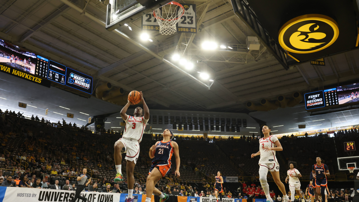 Analysis: How Layoff Risk and Infrastructure Deficiencies Impacted Iowa's NCAA Tournament Momentum