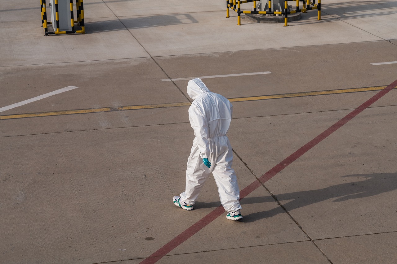 Airport Security - Photo by mariohagen