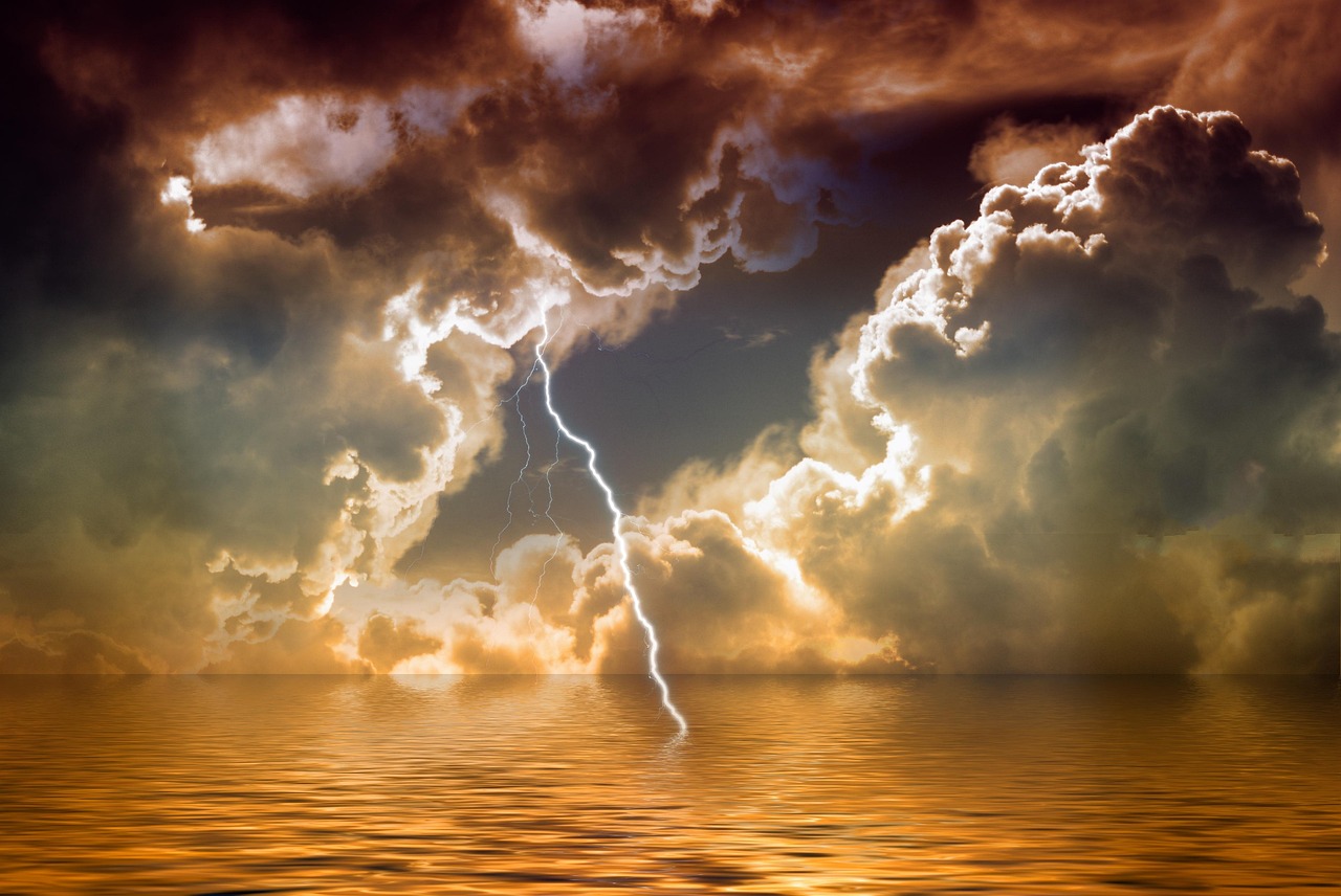 U.S. Plains Under Multi-Day Severe Weather Siege: Economic and Operational Impacts