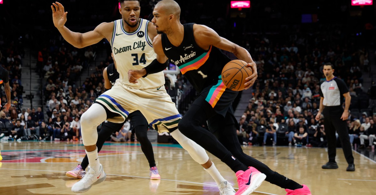 NBA Business Analysis: Spurs' Strategic Ascent and Bucks' Roster Valuation Decline