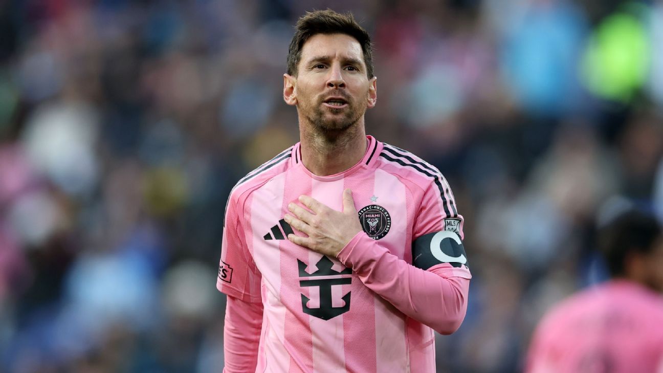 Messi and Suárez Return: Tactical Periodization and the CCC Round of 16 Decider