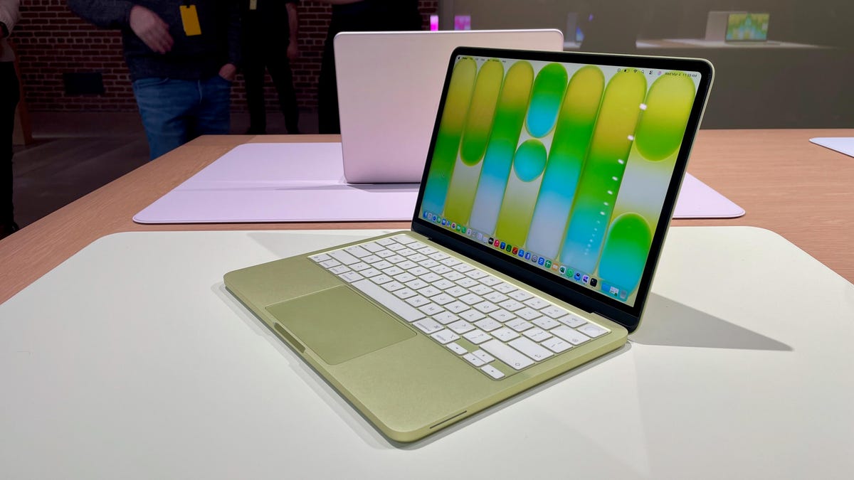 Apple's MacBook Neo: Strategic Pivot to Broaden Market Access and Challenge Premium Perception